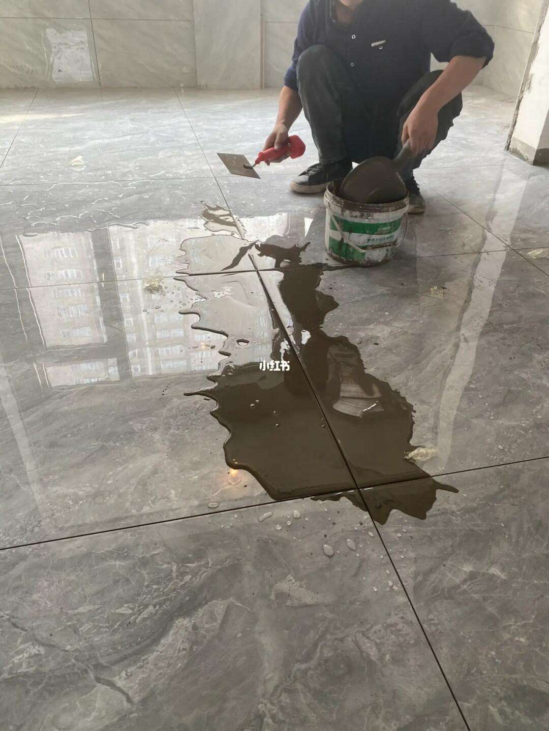 墙砖打孔打坏怎么办视频教学(墙砖打孔打坏怎么办视频教学图片)