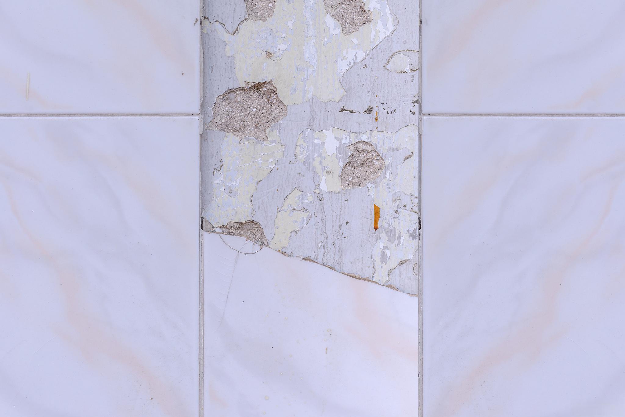 地面瓷砖空鼓有什么影响吗图片(地面瓷砖空鼓有什么影响吗图片视频)